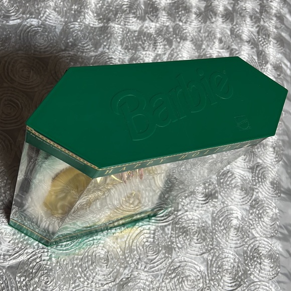 Barbie Doll 1994 Holiday Collection Special Edition - Picture 4 of 7